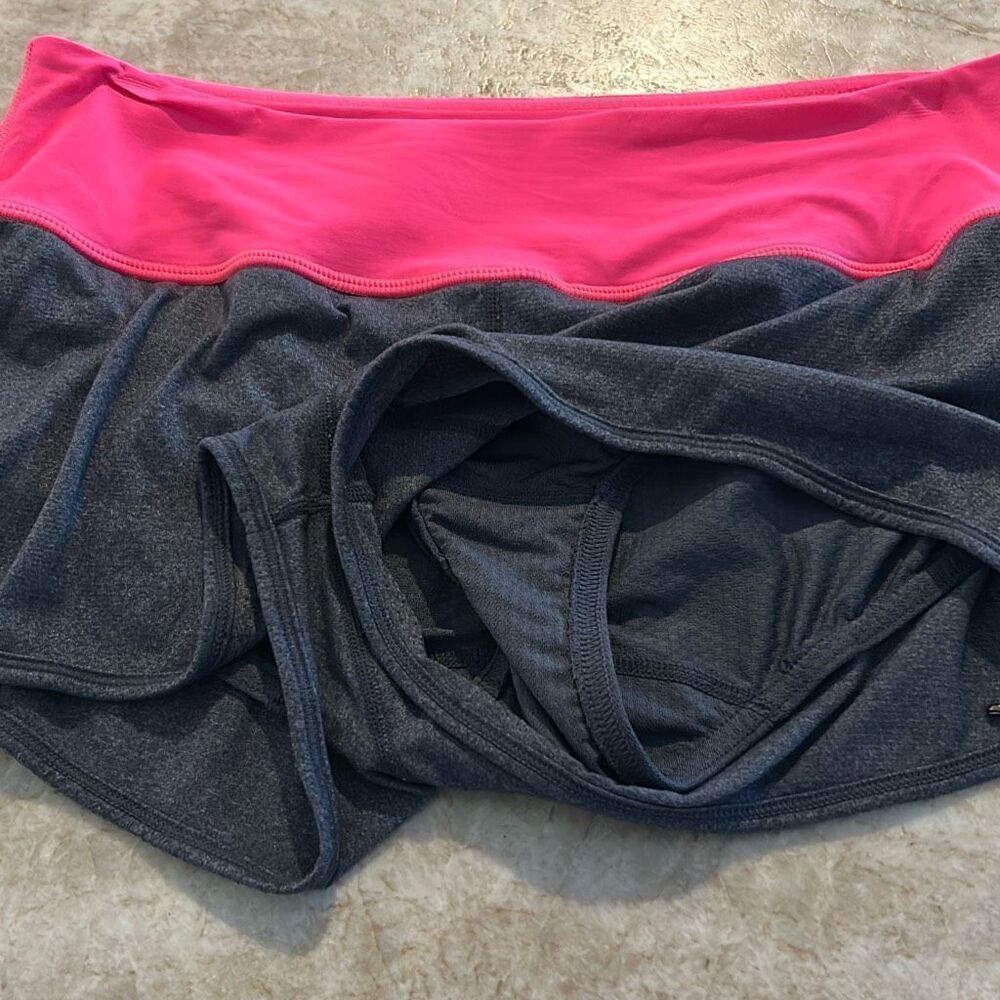 LULULEMON Running Short - Picture 5 of 7